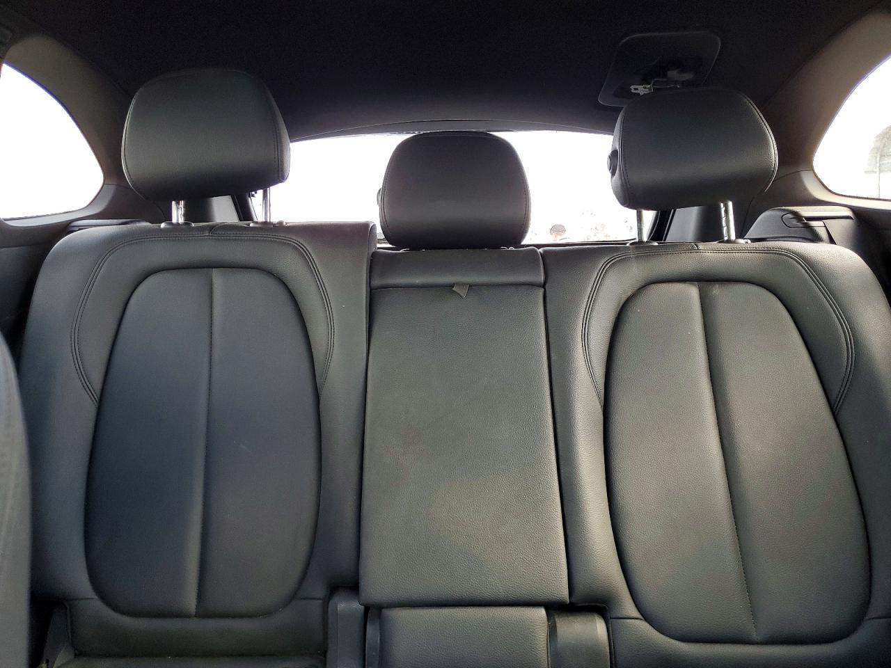 2016 BMW X1 xDrive28I - zdjęcie 10