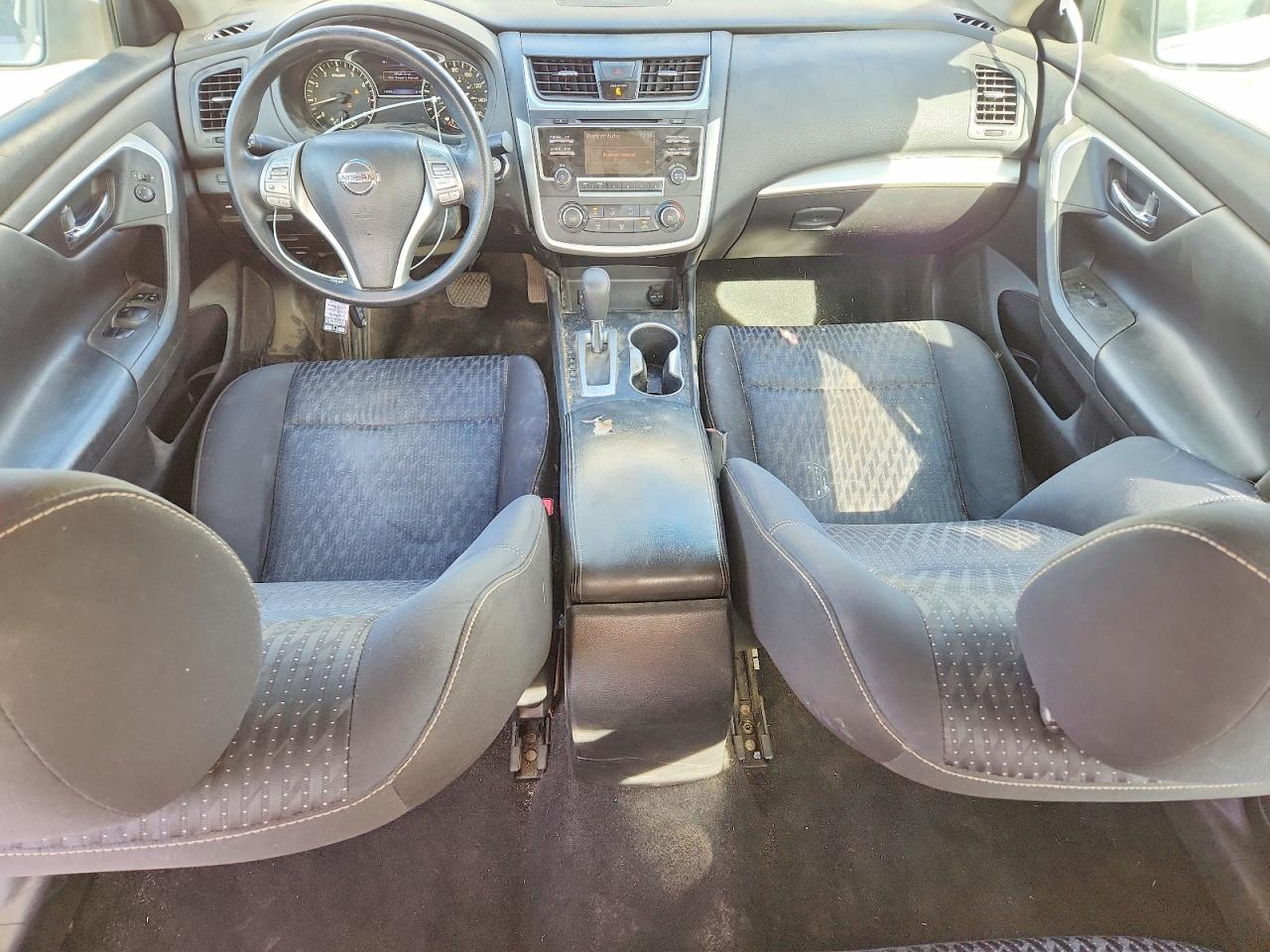 2016 Nissan Altima 2.5 - zdjęcie 8