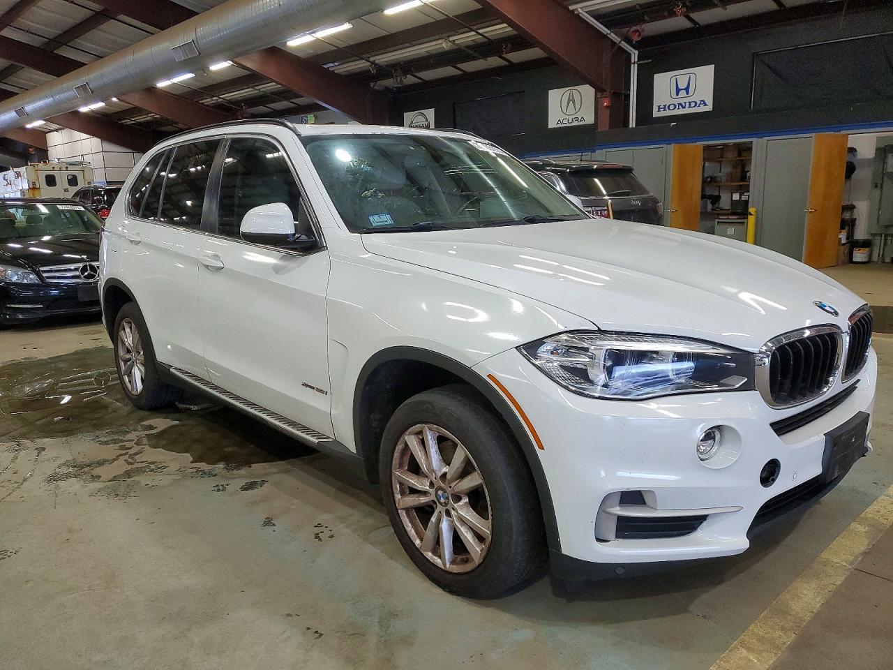 2015 BMW X5 xDrive35I - zdjęcie 4