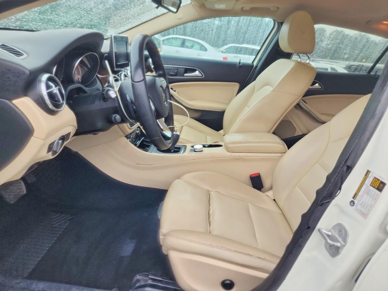 2017 Mercedes-Benz Gla 250 - zdjęcie 7