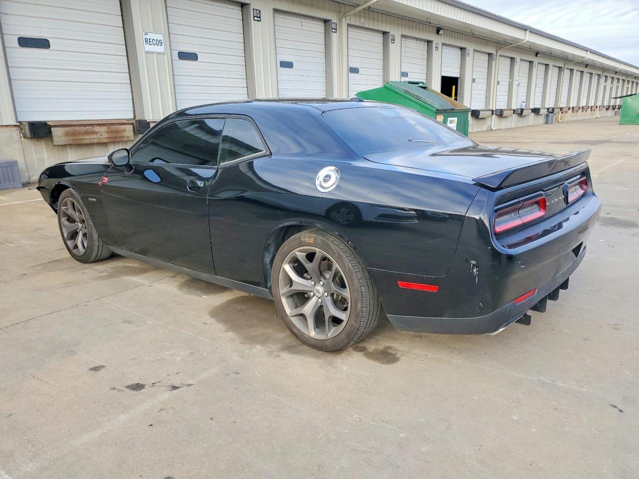 2019 Dodge Challenger R/T - zdjęcie 2