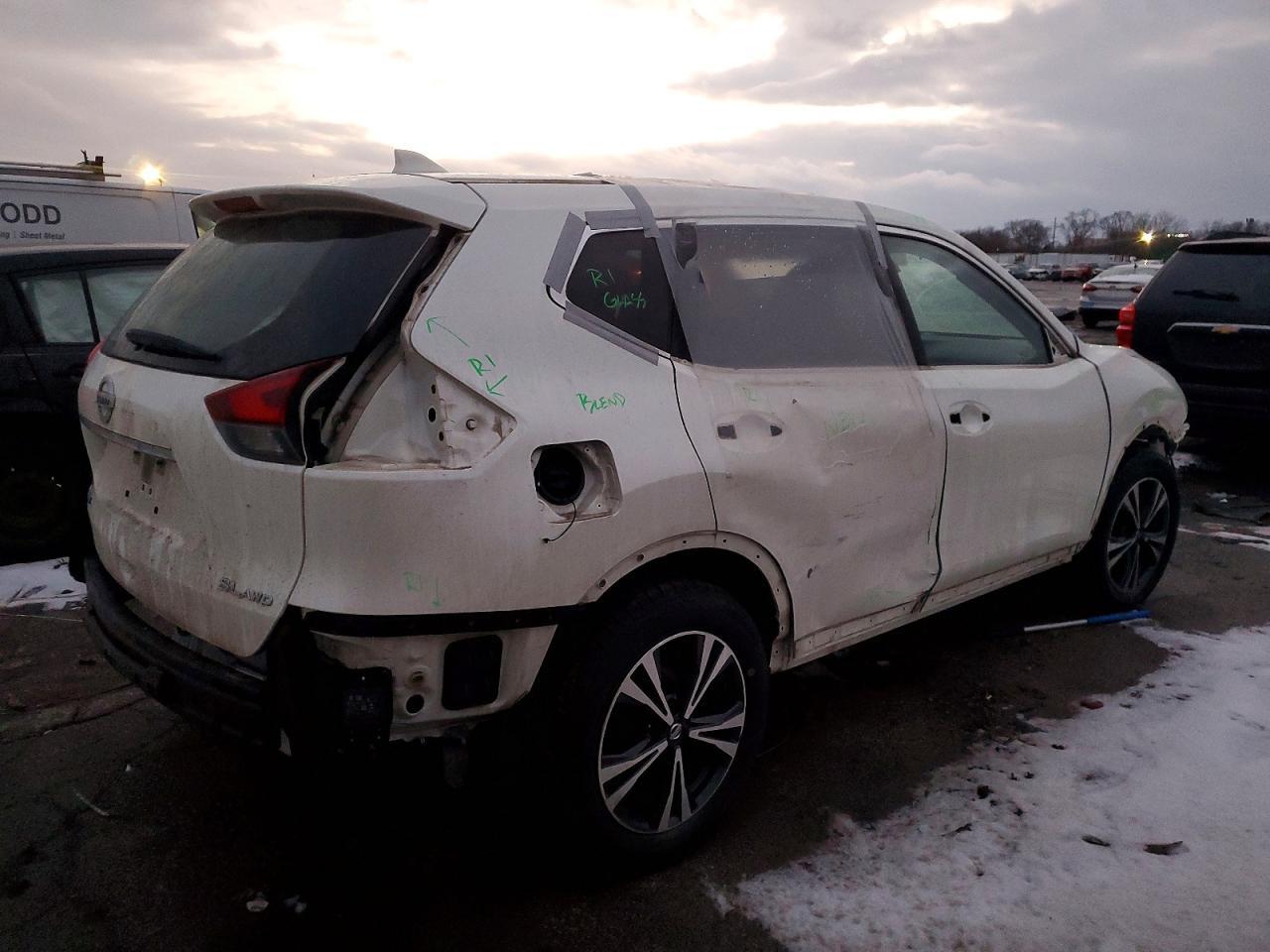 2018 Nissan Rogue S - zdjęcie 3