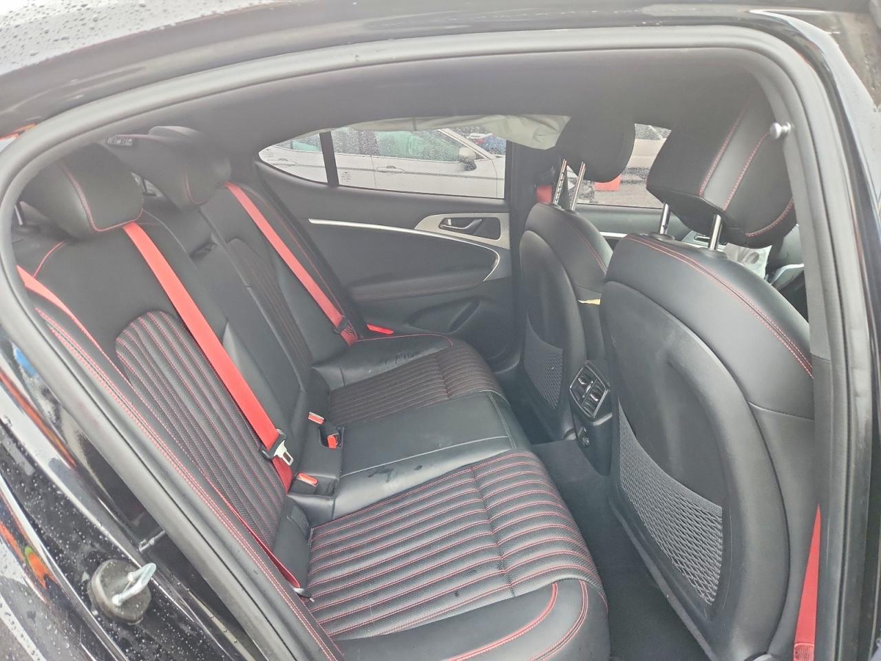 2022 Genesis G70 3.3T Standard - zdjęcie 10