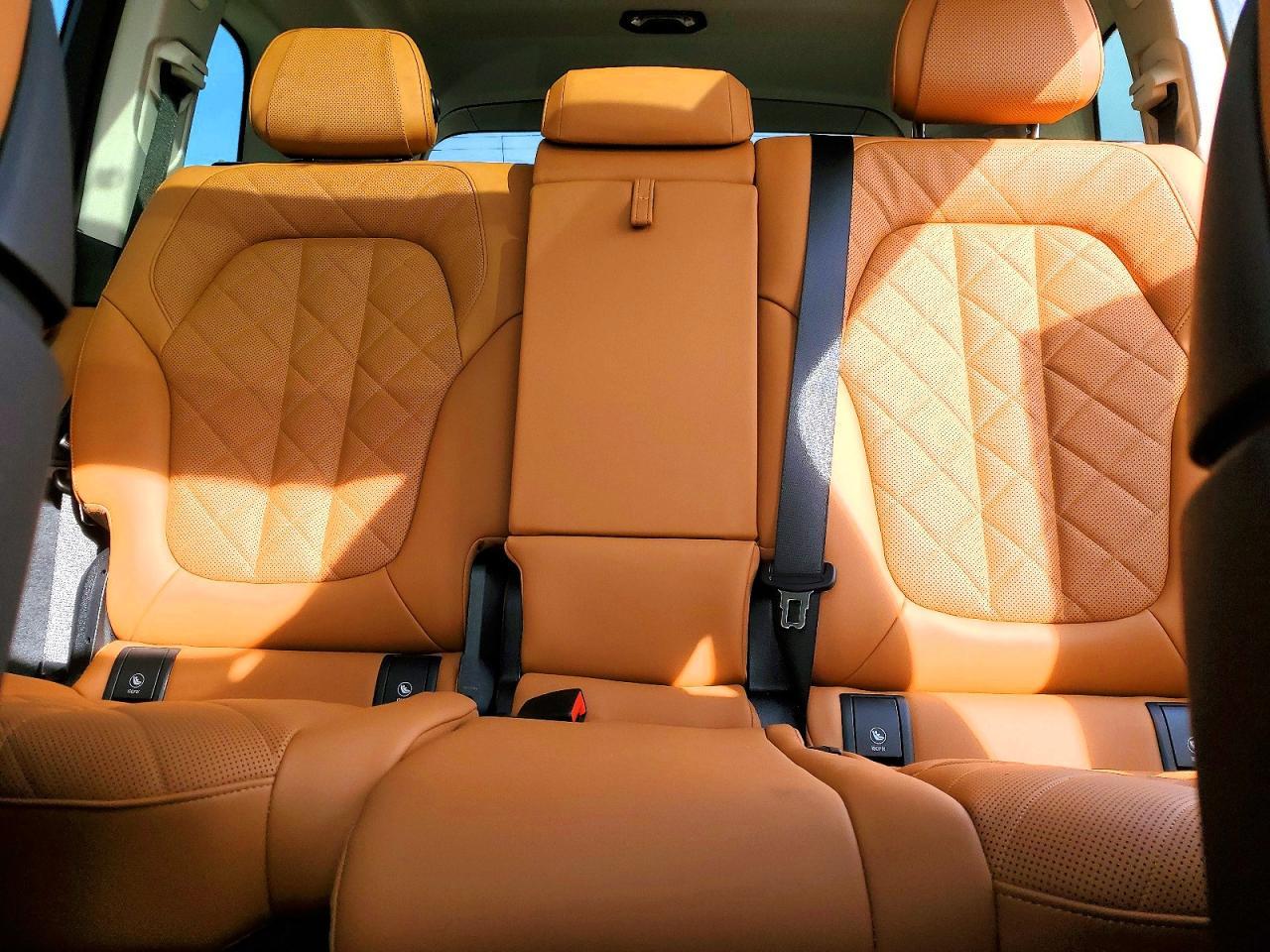 2026 BMW X7 xDrive40I - zdjęcie 10