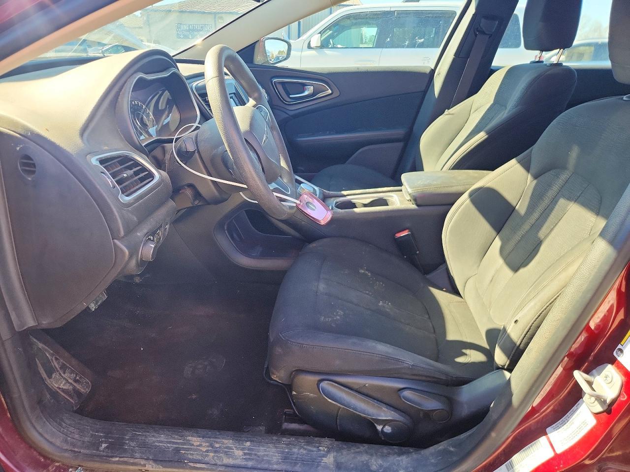 2016 Chrysler 200 Limited - zdjęcie 7