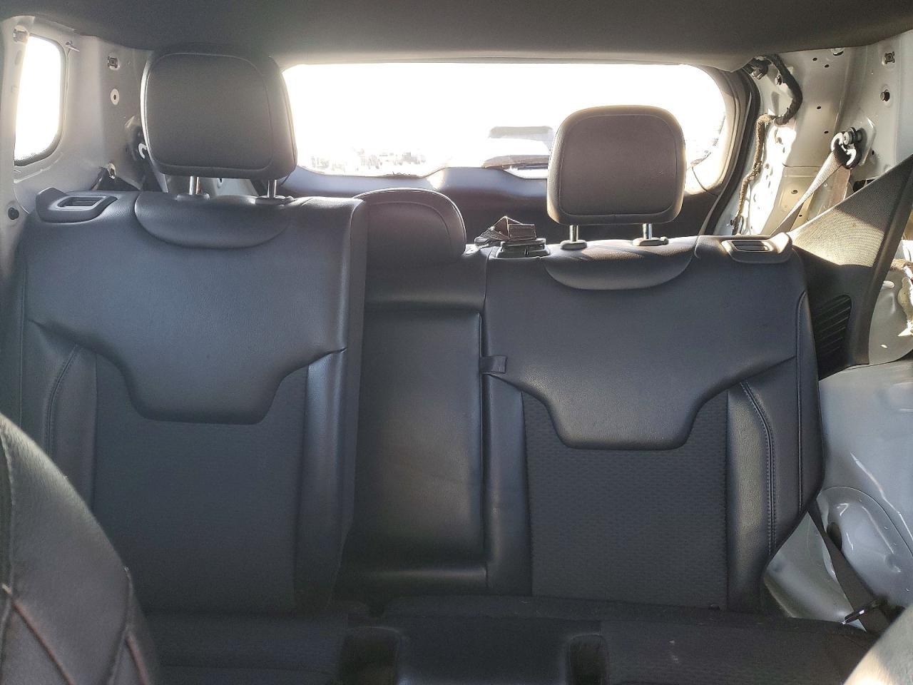 2023 Jeep Compass Latitude - zdjęcie 10