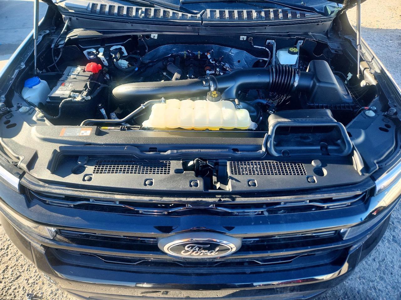 2024 Ford Expedition Limited - zdjęcie 12