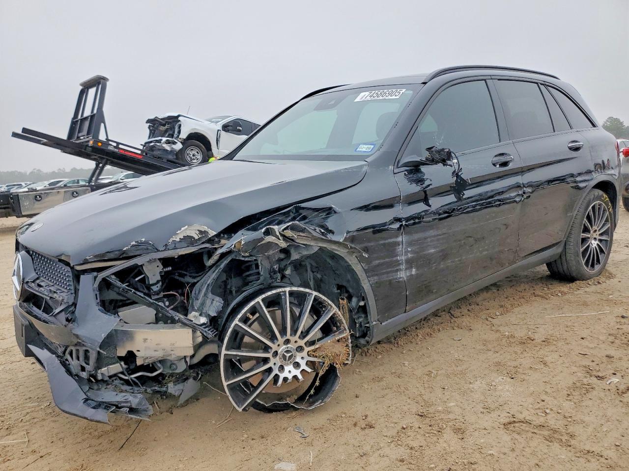 2021 Mercedes-Benz GLC