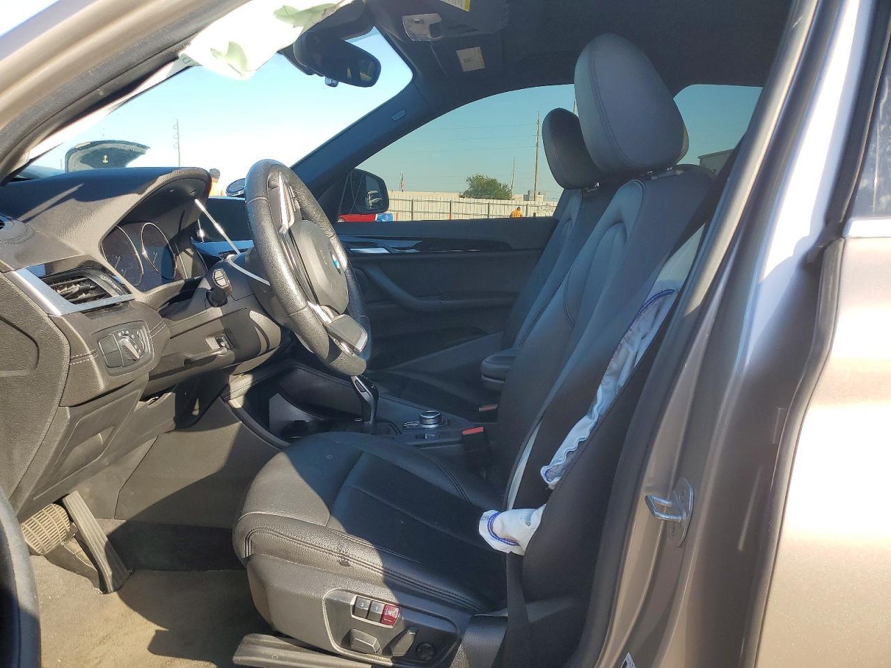 2021 BMW X1 Sdrive28I - zdjęcie 7