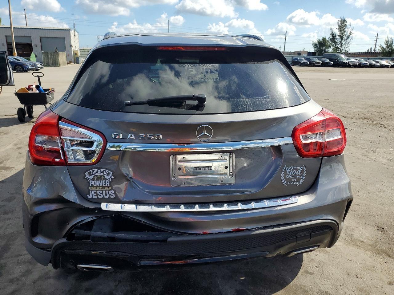 2016 Mercedes-Benz Gla 250 - zdjęcie 6