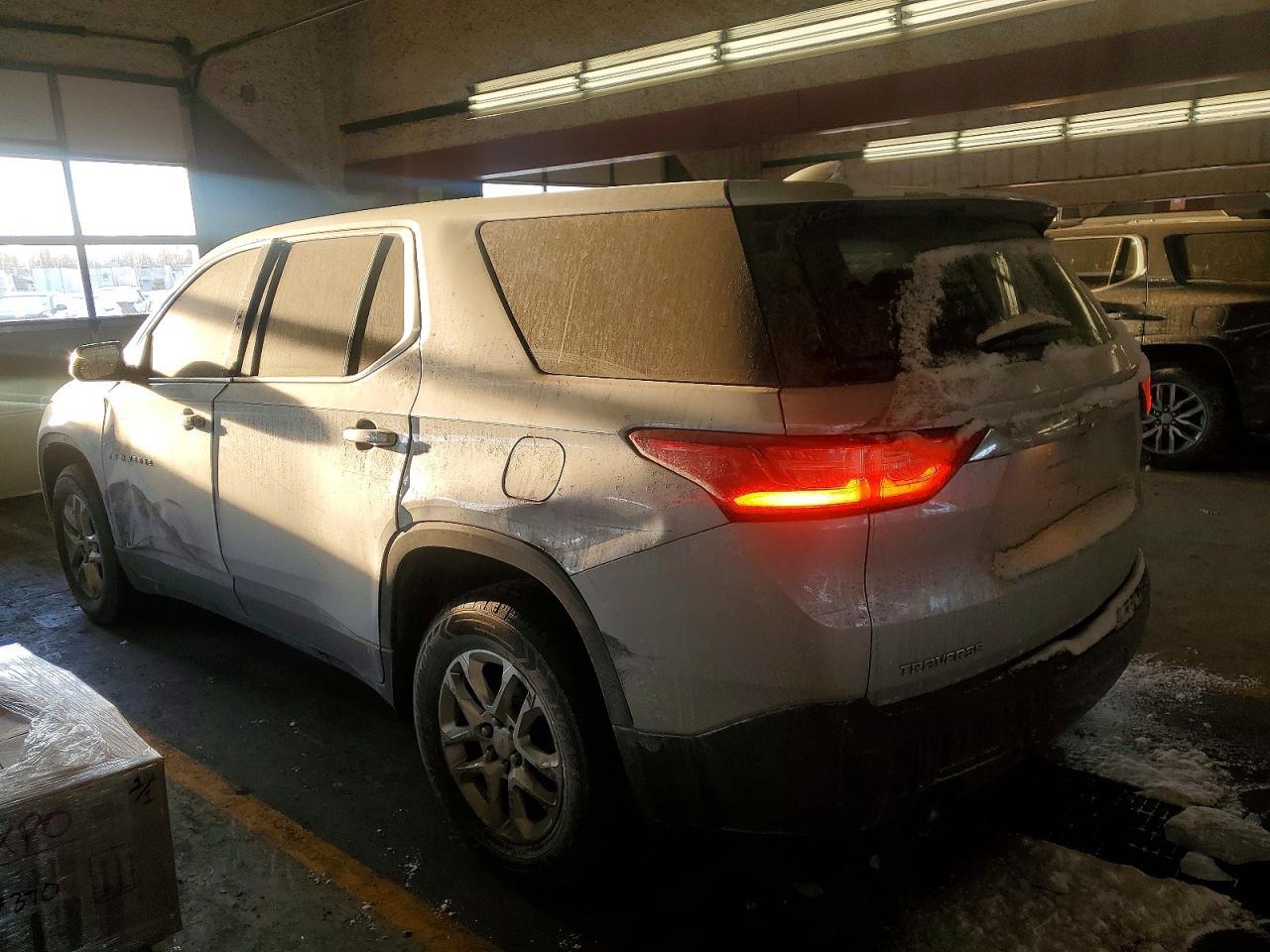 2019 Chevrolet Traverse Ls - zdjęcie 2