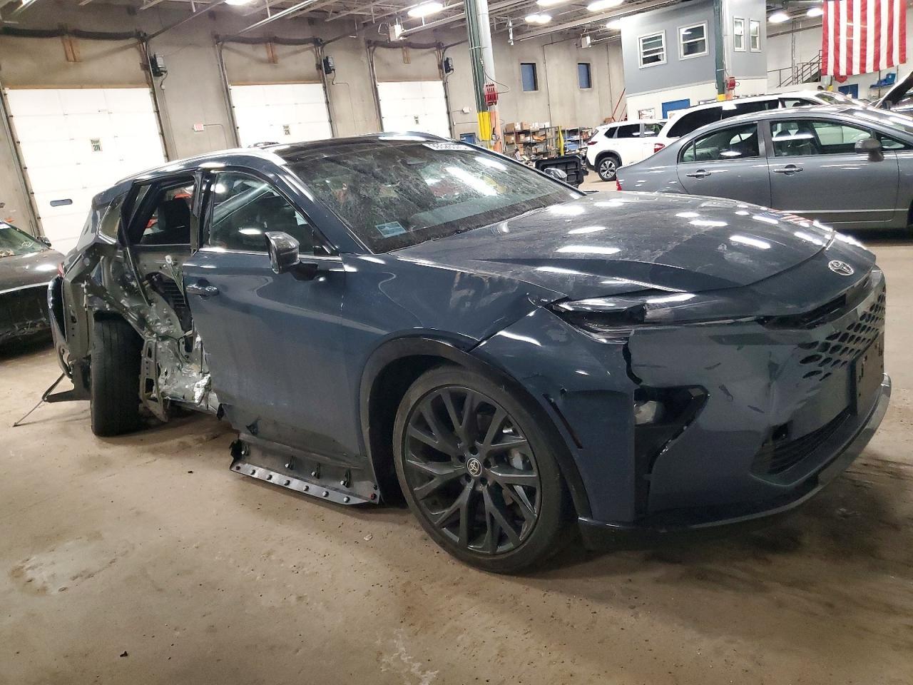 2025 Toyota Crown Signia Xle - zdjęcie 4