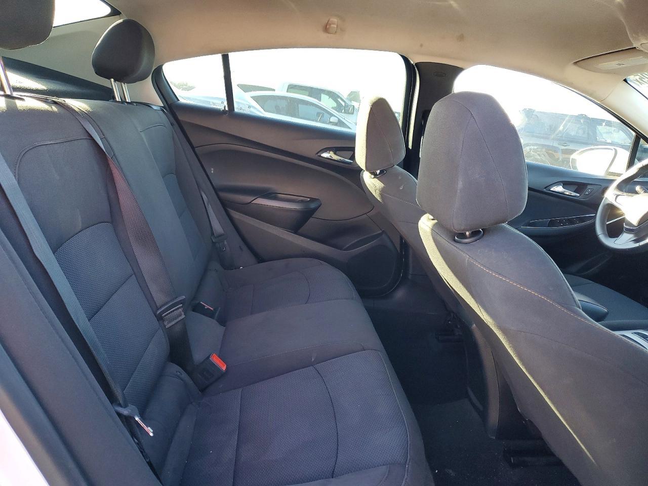 2018 Chevrolet Cruze Ls - zdjęcie 10