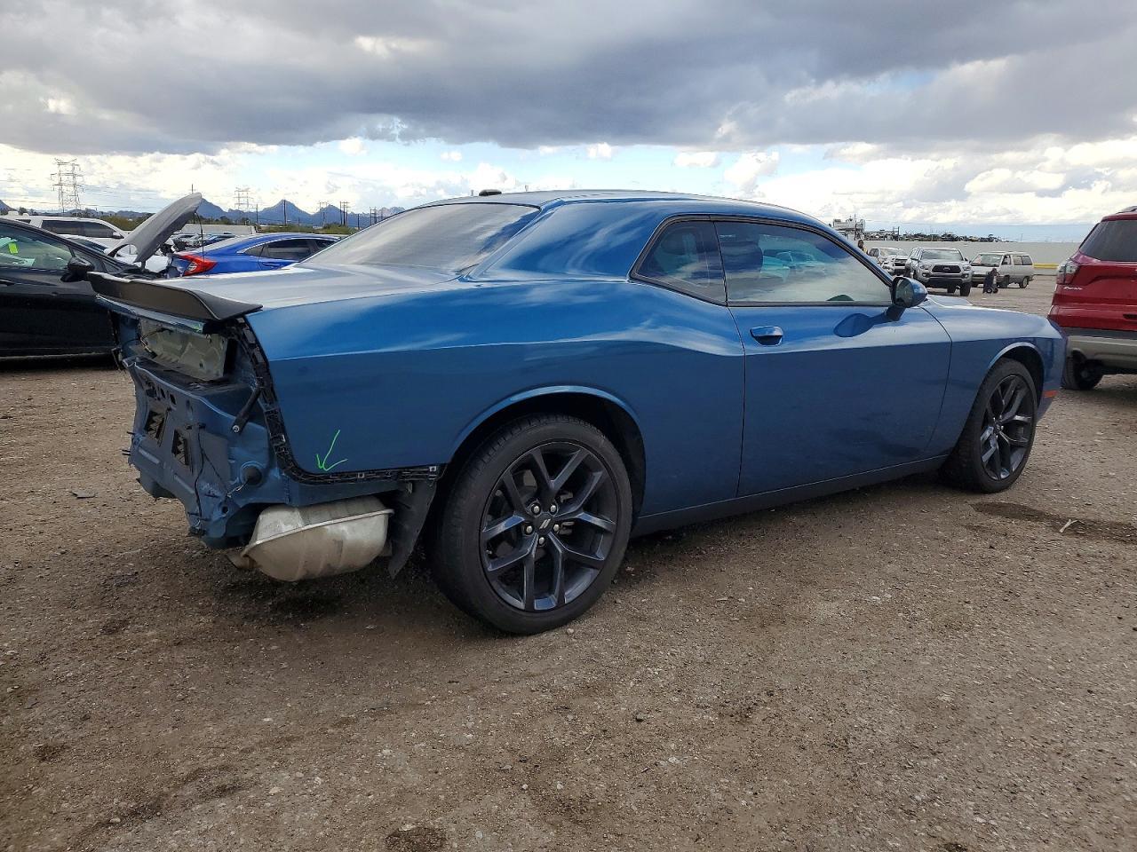 2023 Dodge Challenger Sxt - zdjęcie 3