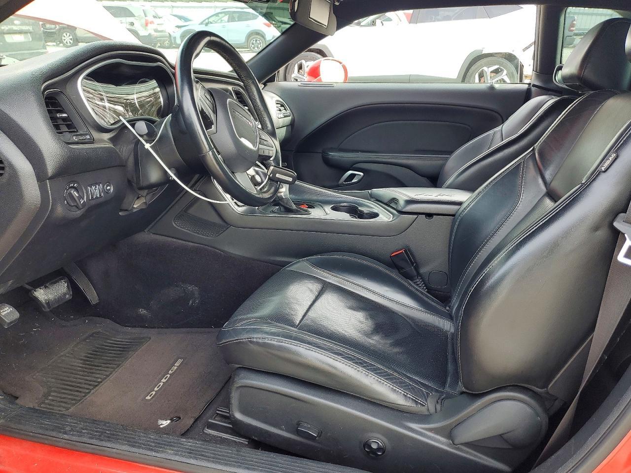 2017 Dodge Challenger Sxt - zdjęcie 7