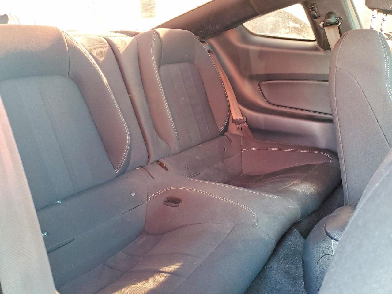 2020 Ford Mustang - zdjęcie 10