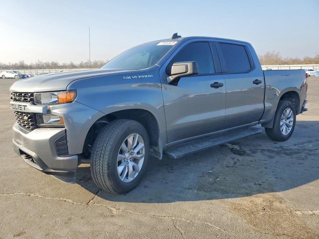 2021 Chevrolet Silverado C1500 Custom - zdjęcie główne