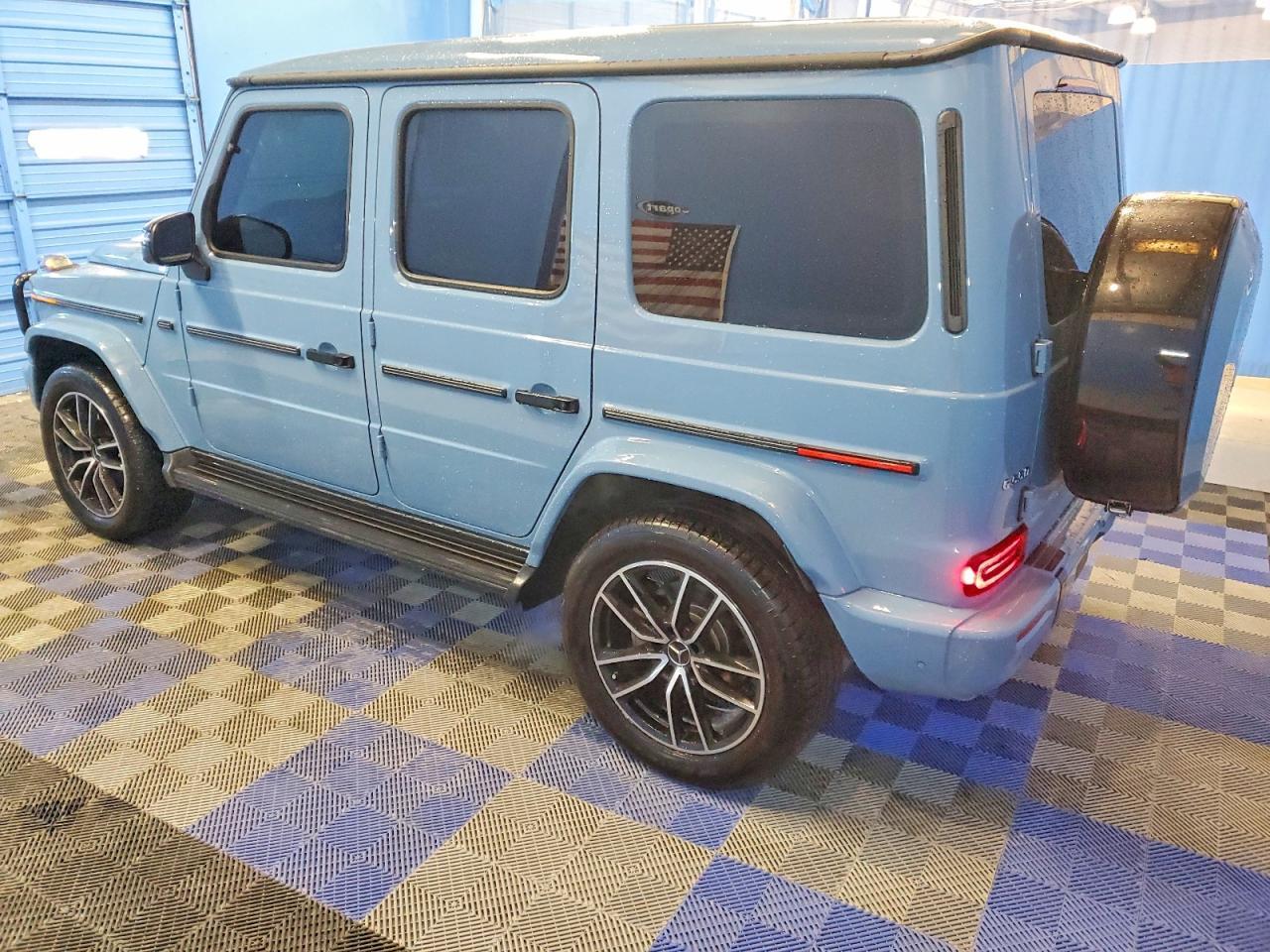 2025 Mercedes-Benz G 550 - zdjęcie 2