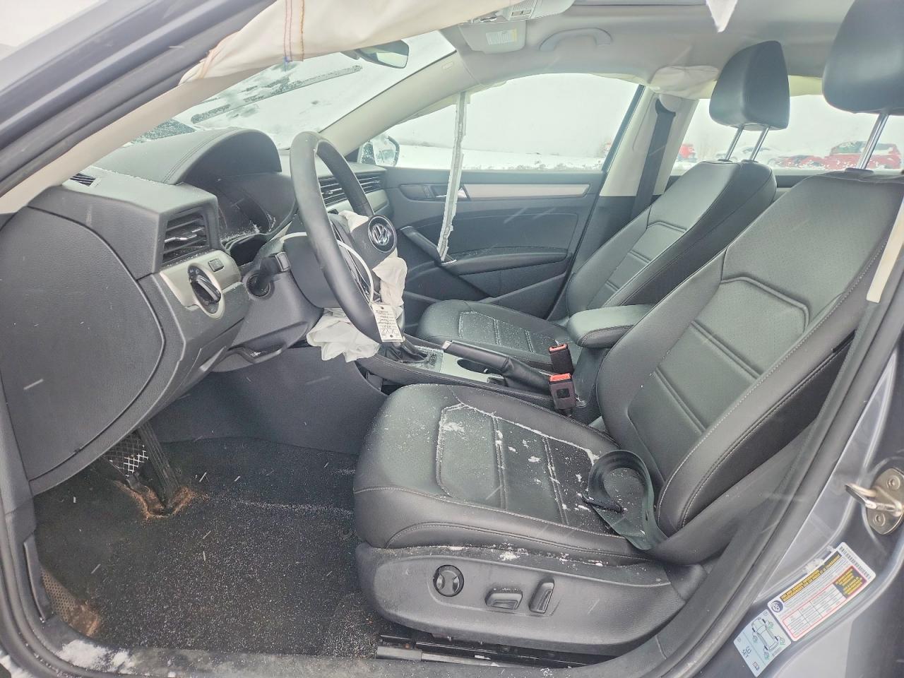 2021 Volkswagen Passat Se - zdjęcie 7