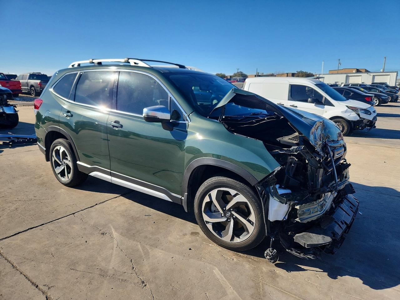 2024 Subaru Forester Touring - zdjęcie 4
