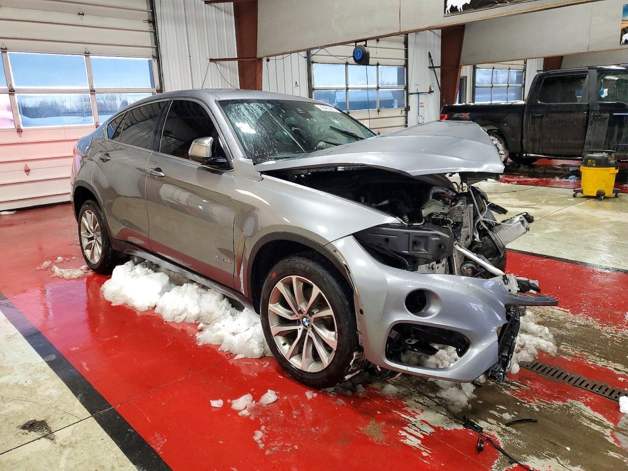 2017 BMW X6 xDrive35I - zdjęcie 4