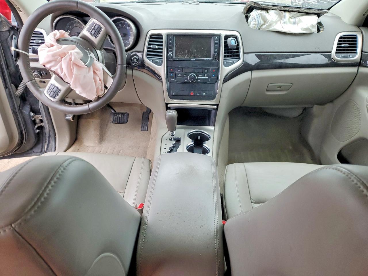 2013 Jeep Grand Cherokee Laredo - zdjęcie 8