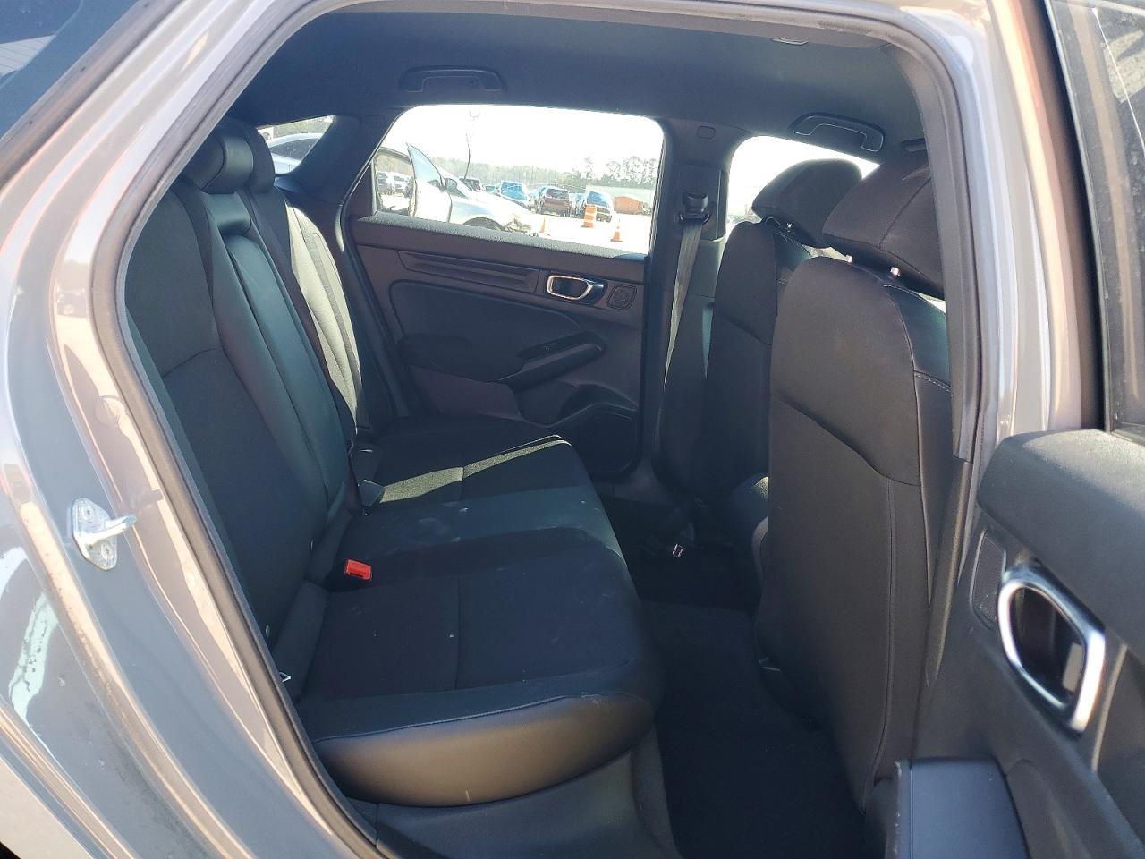 2025 Honda Civic Sport - zdjęcie 10