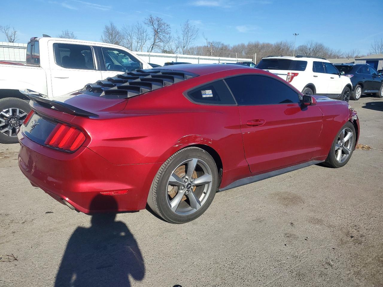 2016 Ford Mustang - zdjęcie 3