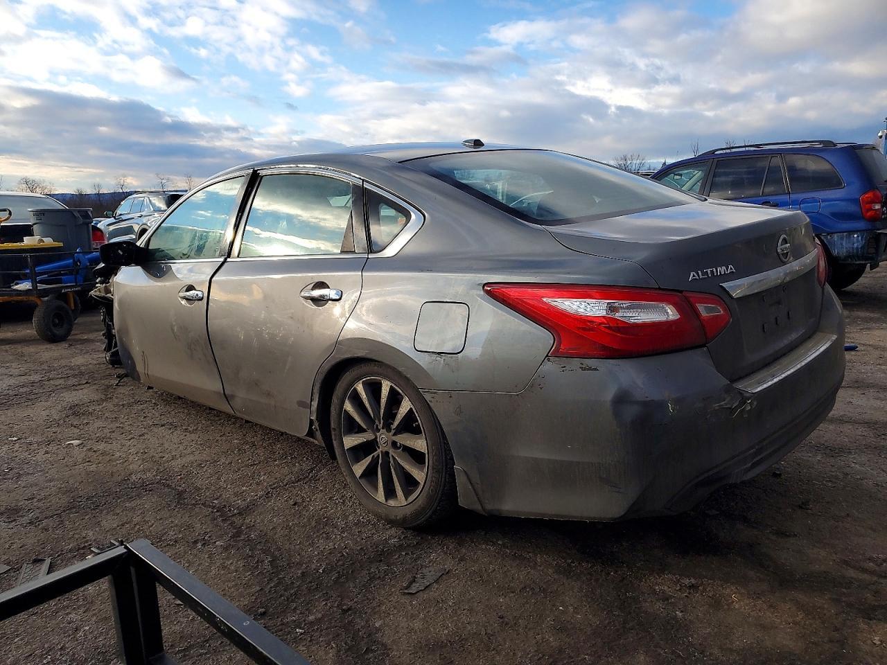 2016 Nissan Altima 2.5 - zdjęcie 2