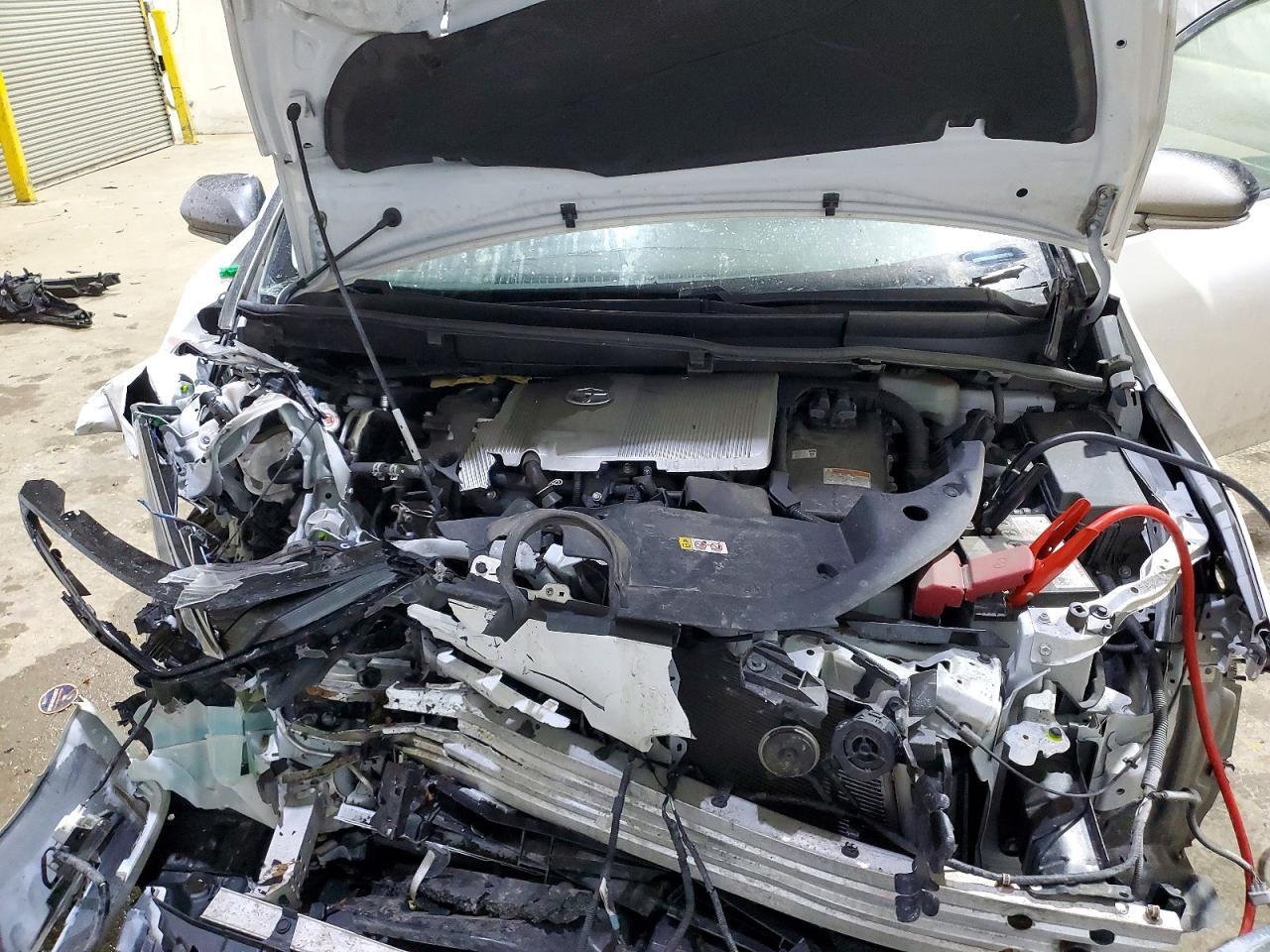 2022 Toyota Prius Le - zdjęcie 11