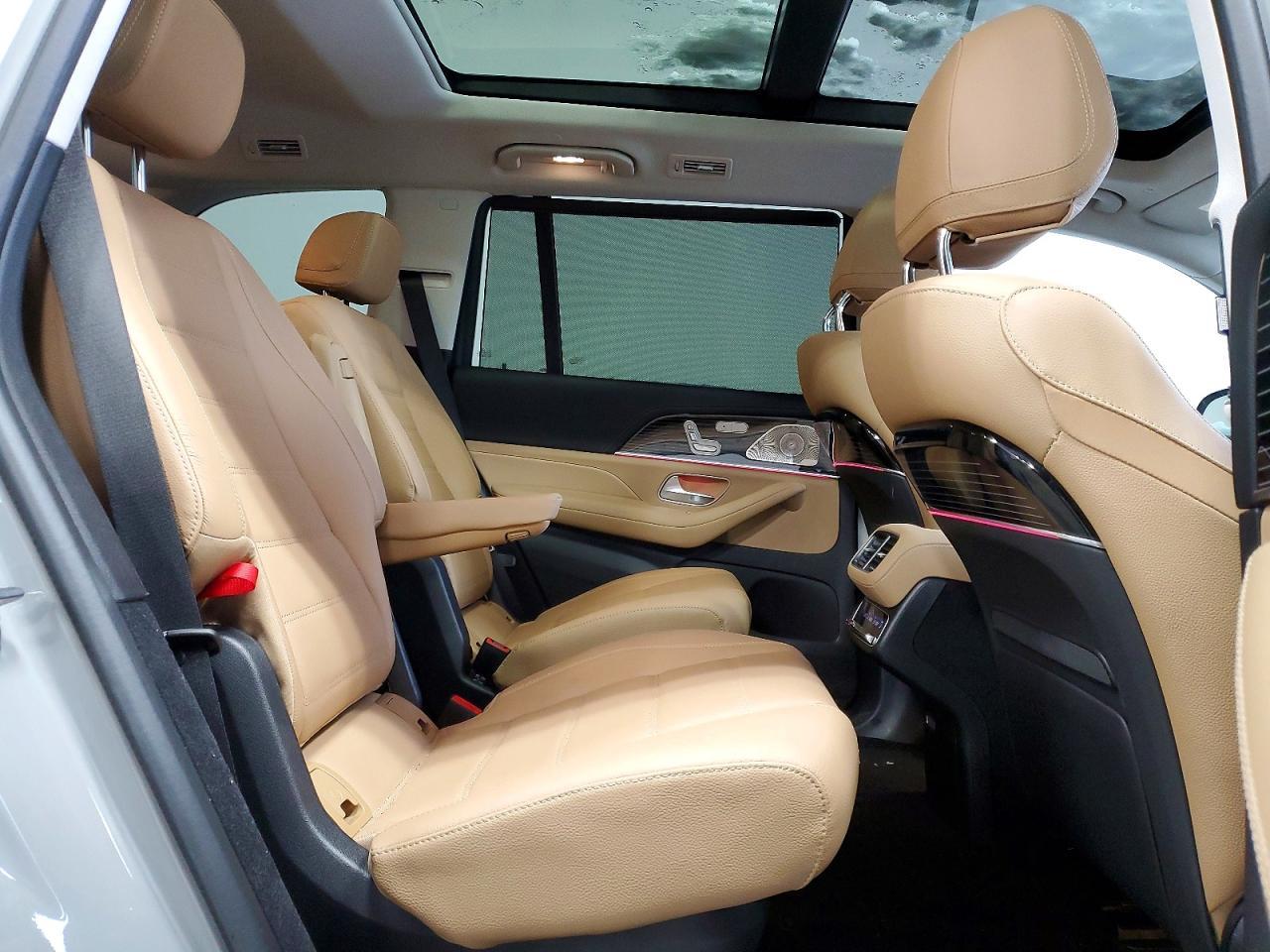 2024 Mercedes-Benz Gls 580 4Matic - zdjęcie 11