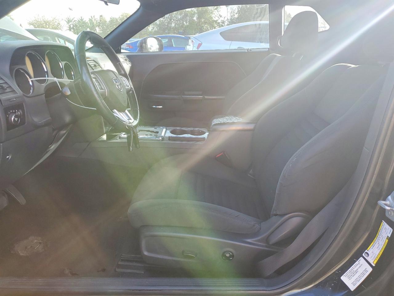 2013 Dodge Challenger Sxt - zdjęcie 7