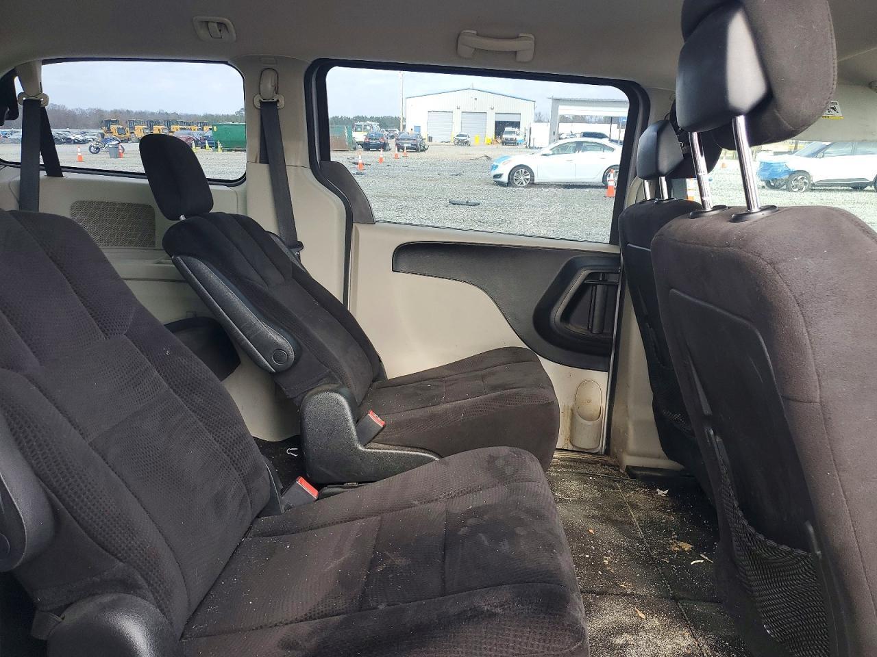 2014 Dodge Grand Caravan Se - zdjęcie 11