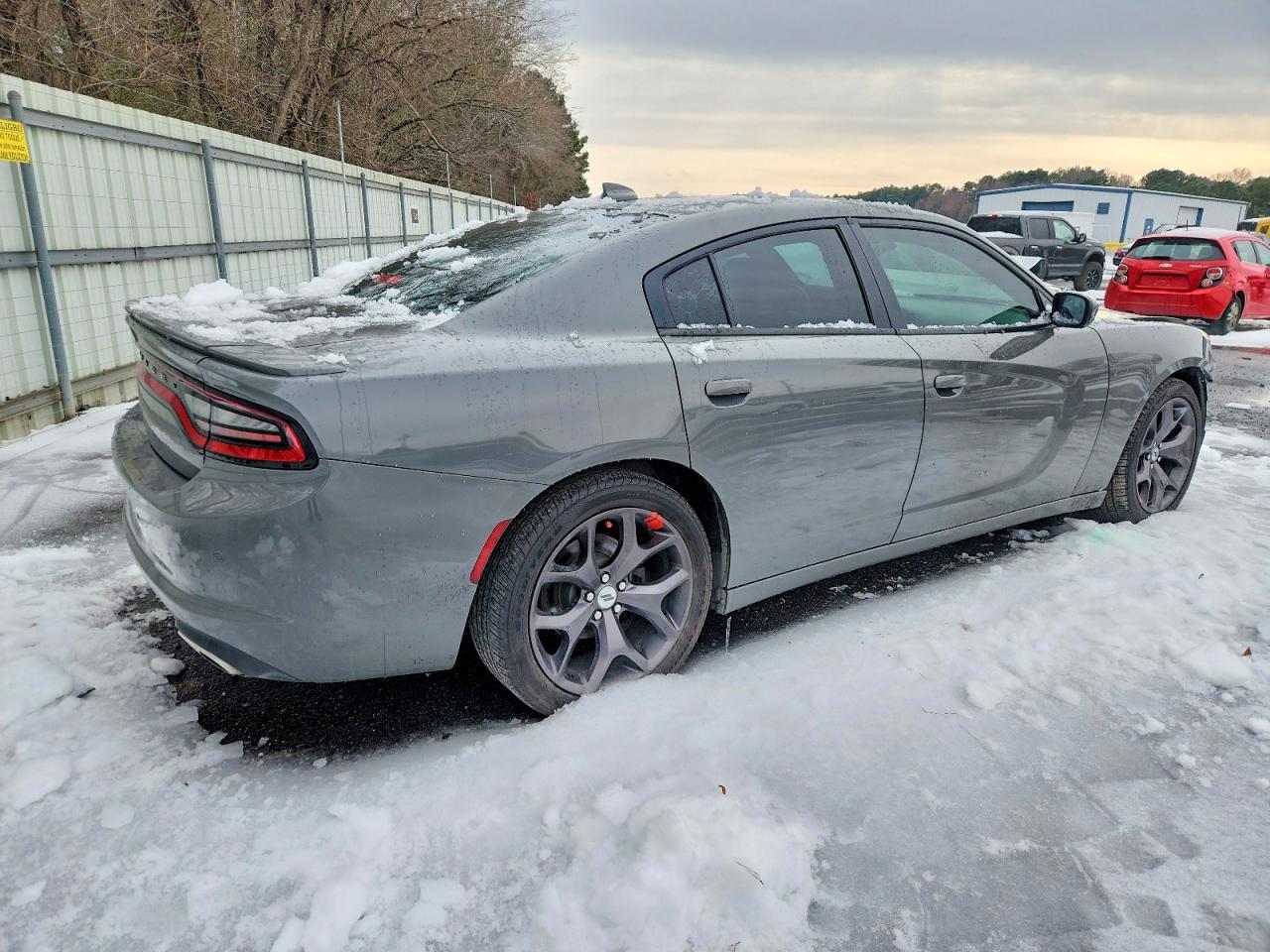 2019 Dodge Charger Sxt - zdjęcie 3