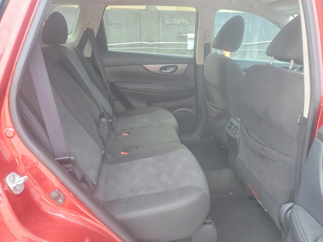 2016 Nissan Rogue S - zdjęcie 10