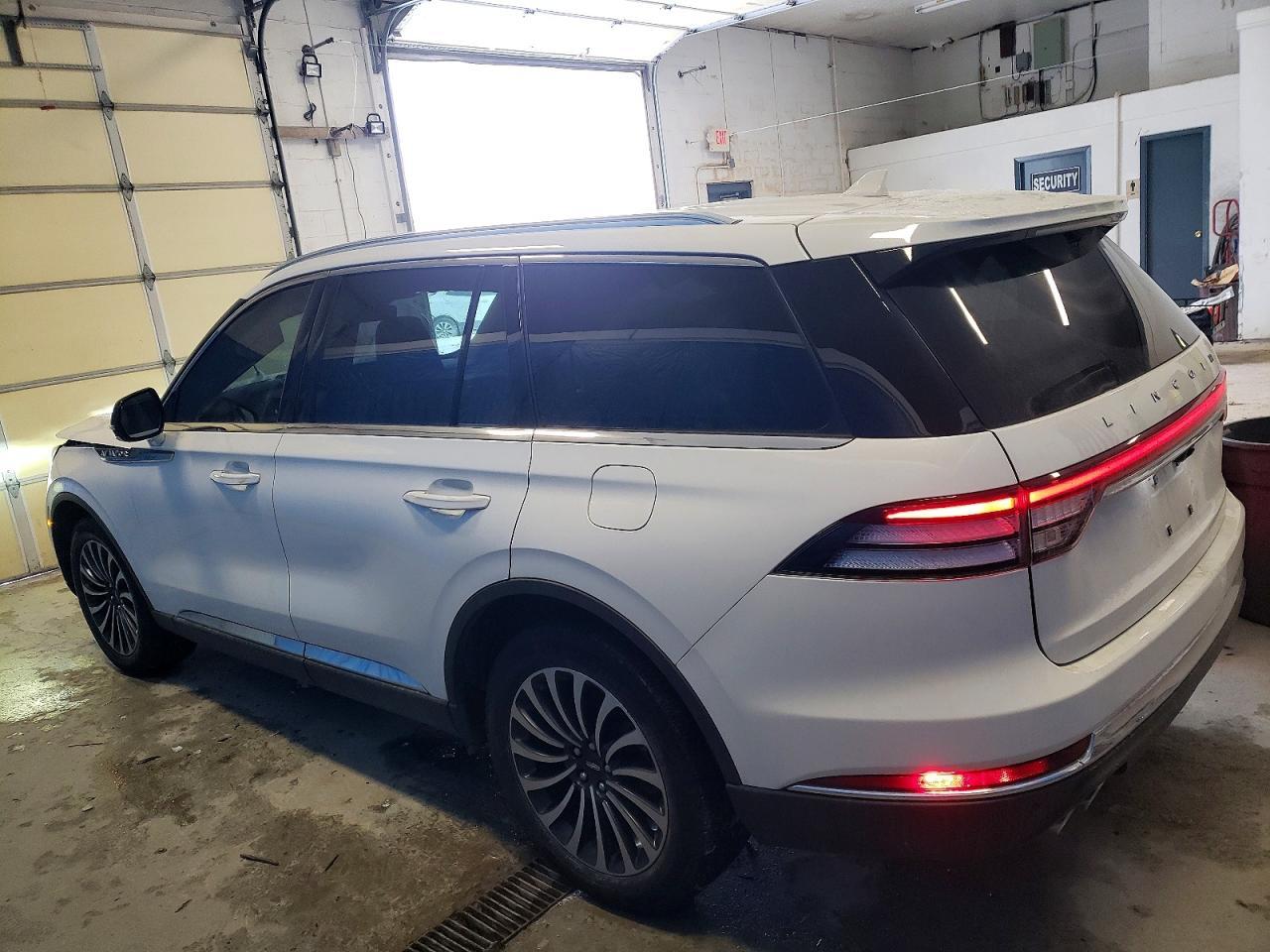 2023 Lincoln Townhouse Aviator - zdjęcie 2