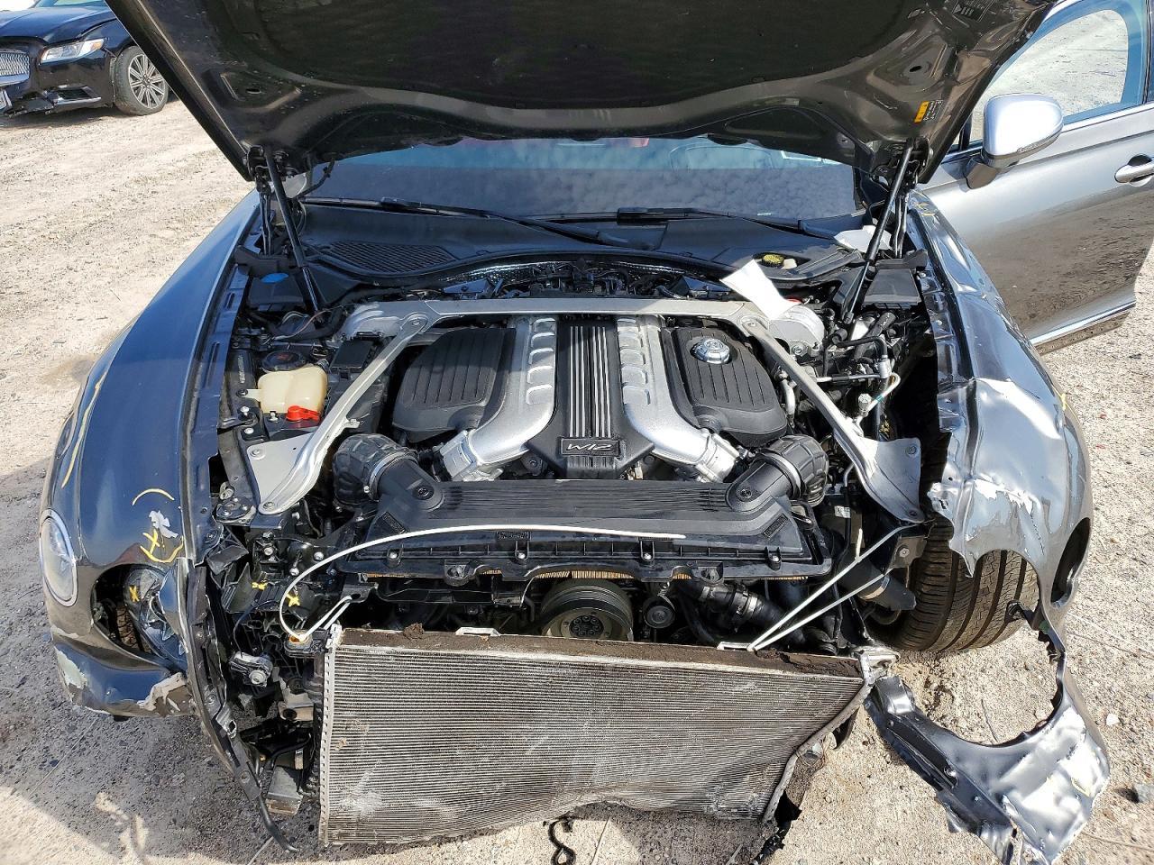 2023 Bentley Flying Spur - zdjęcie 11