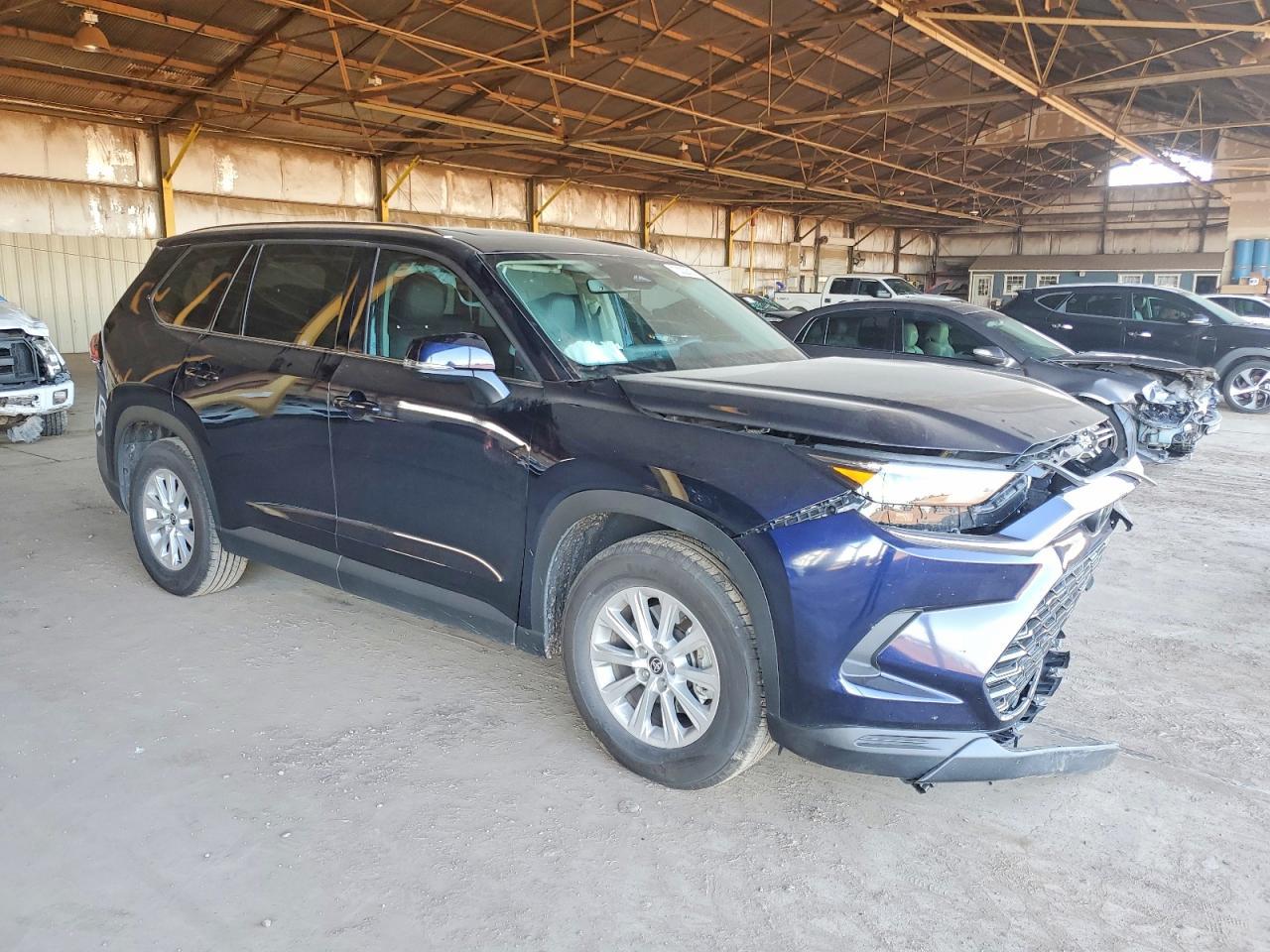 2025 Toyota Grand Highlander Le - zdjęcie 4