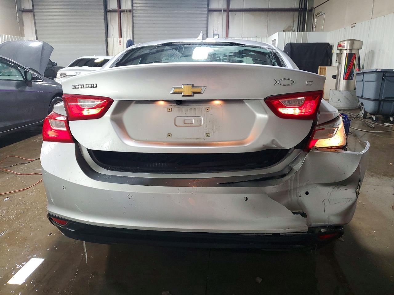 2016 Chevrolet Malibu Lt - zdjęcie 6