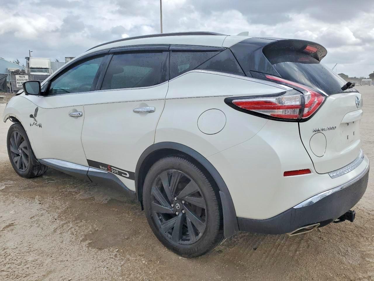 2017 Nissan Murano S - zdjęcie 2