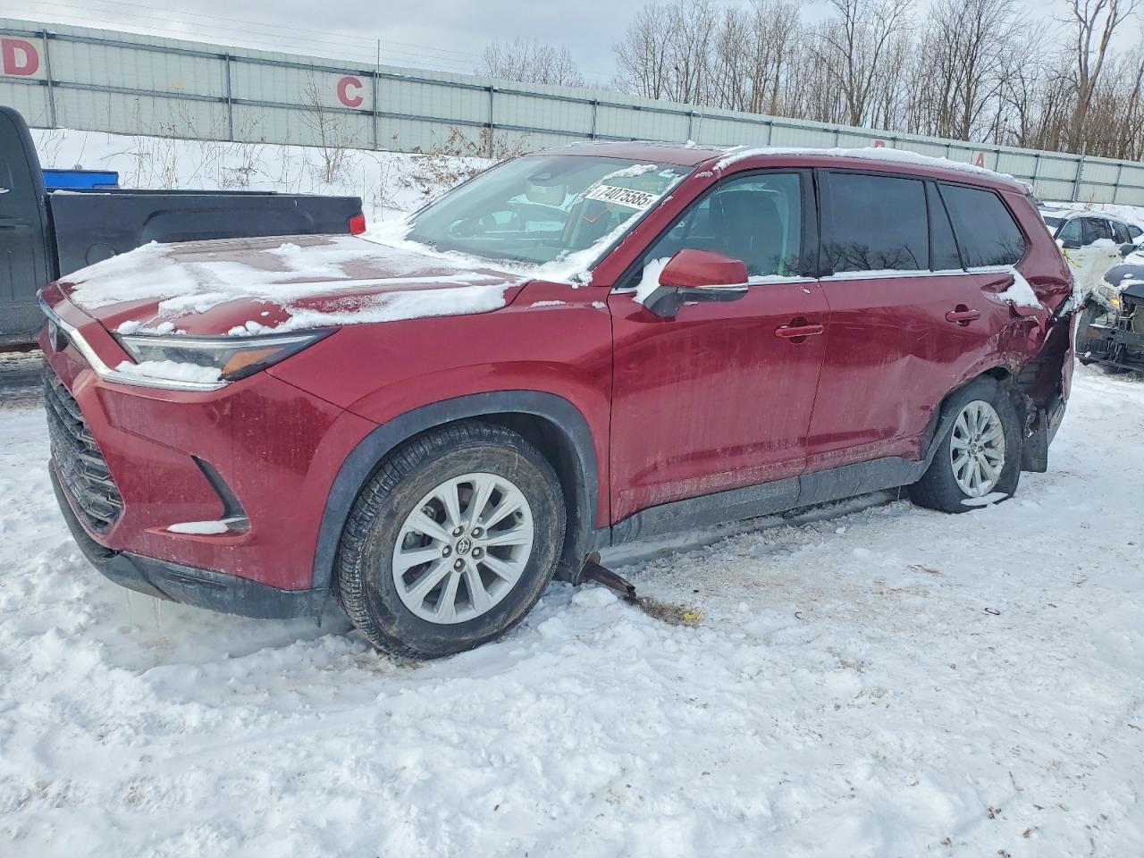 2024 Toyota Grand Highlander Xle - zdjęcie główne