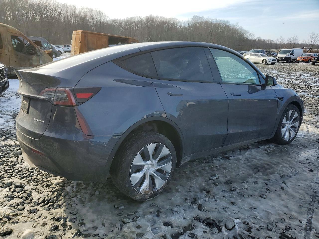 2023 Tesla Model Y - zdjęcie 3
