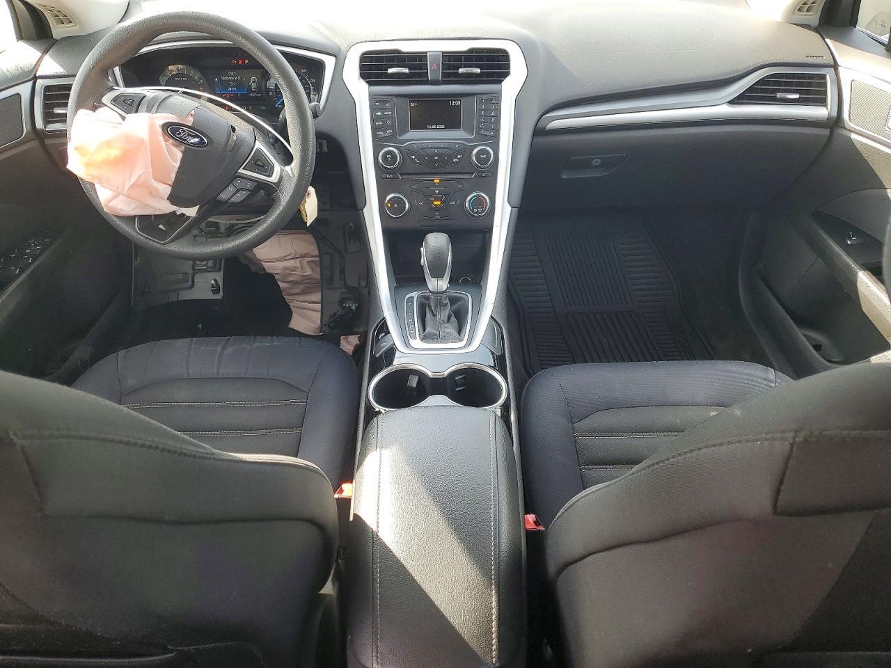 2015 Ford Fusion Se - zdjęcie 8