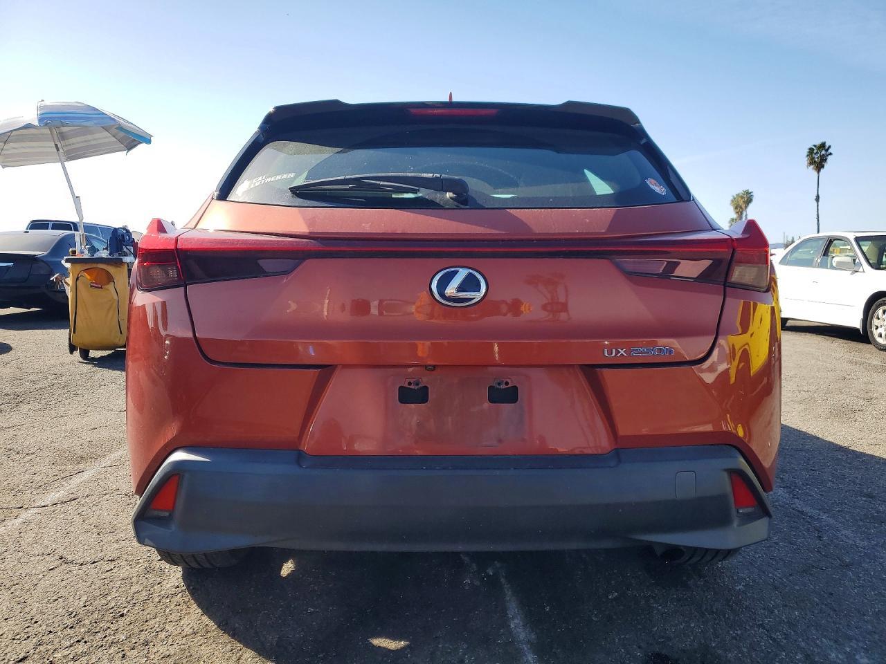 2019 Lexus Ux 250H Base - zdjęcie 6