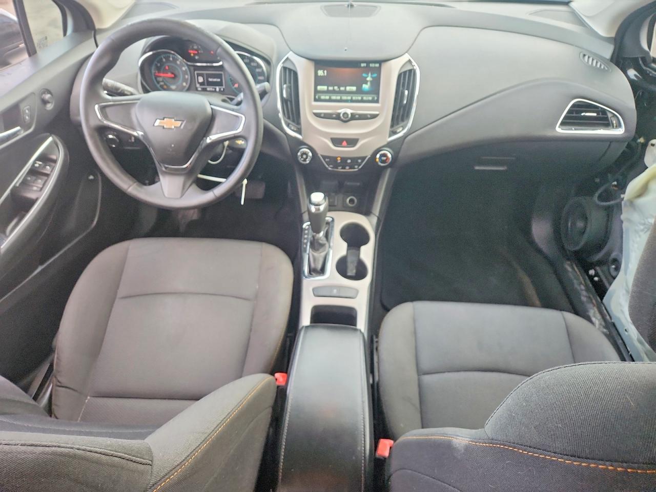 2018 Chevrolet Cruze Ls - zdjęcie 8
