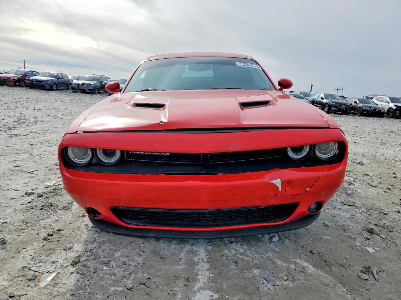 2017 Dodge Challenger Sxt - zdjęcie 5