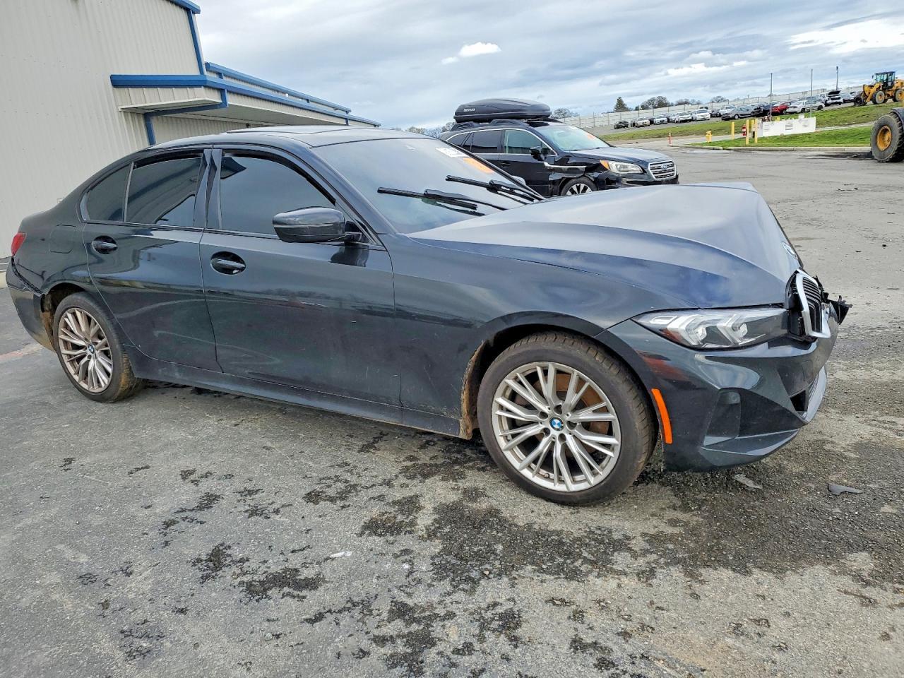 BMW Seria 3 - zdjęcie 4