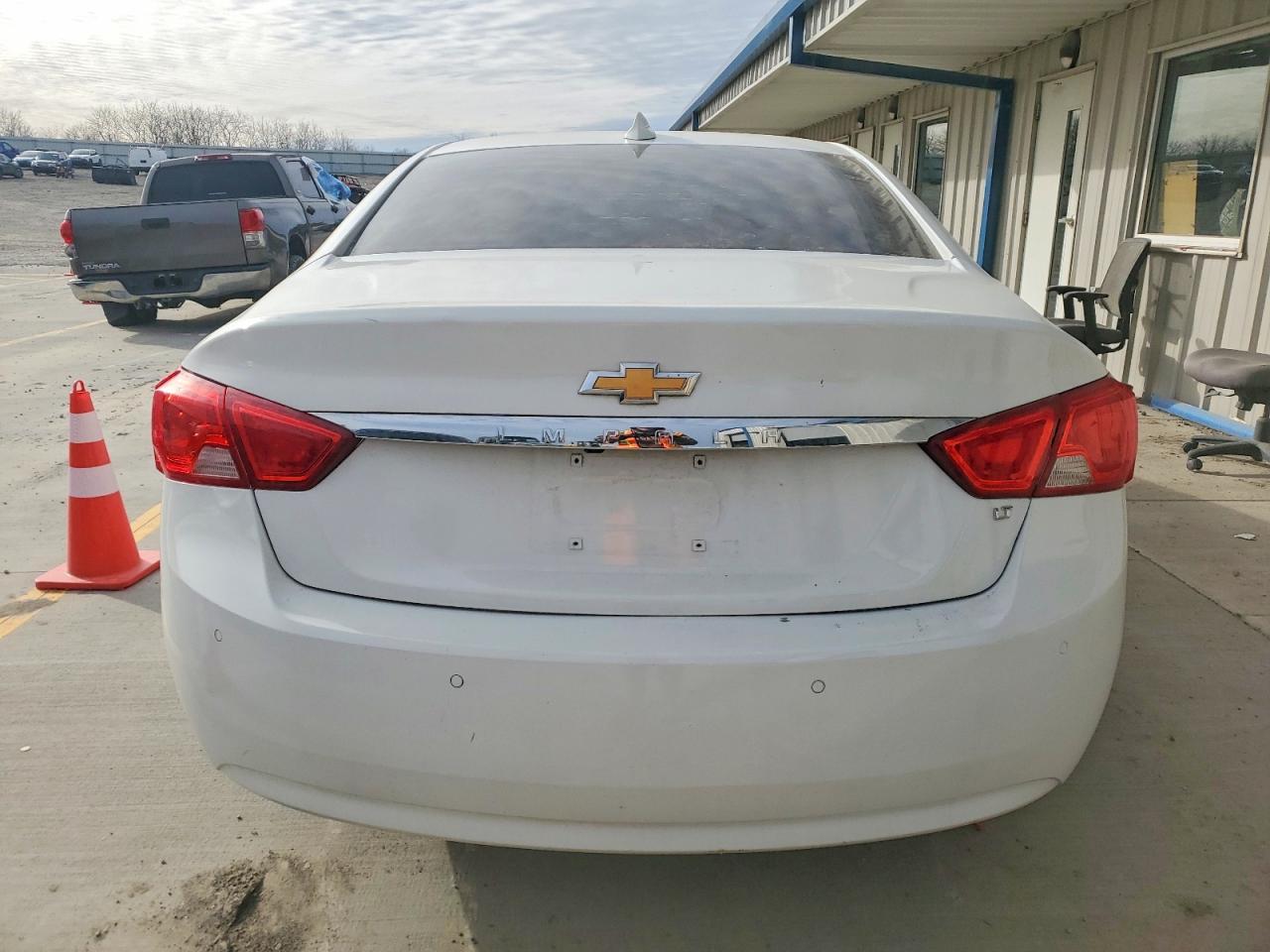 2016 Chevrolet Impala Lt - zdjęcie 6