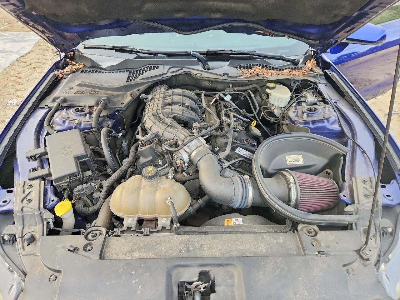 2016 Ford Mustang - zdjęcie 11