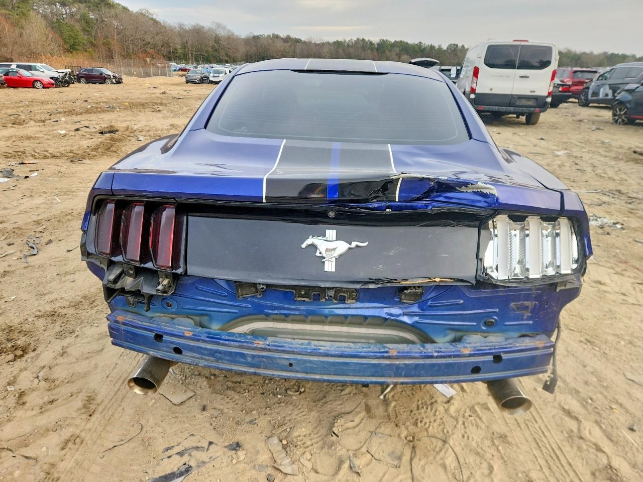 2016 Ford Mustang - zdjęcie 6